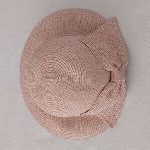 DAVID & YOUNG Packable Women's Hat with Bow NWOT